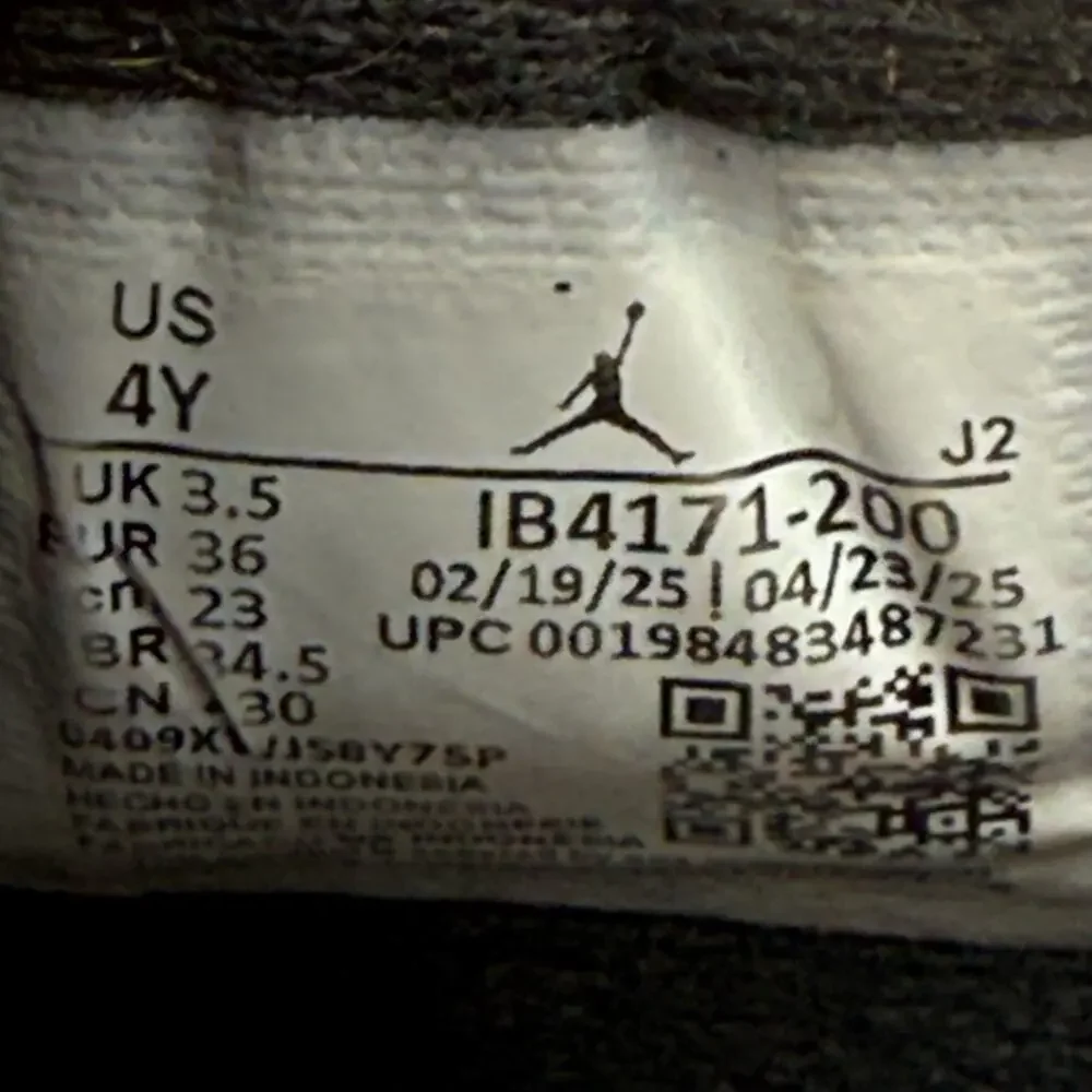 Jordan 4 Retro OG Cave Stone IB4171-200 Grade School Sz 4 Youth 5.5 Womens Shoes